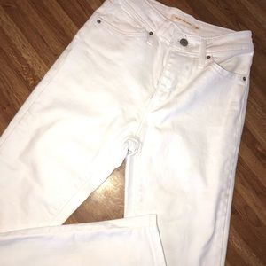 Women’s Levi High waisted skinny jeans. White, 26’ waist